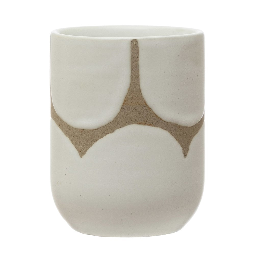 8oz. Hand-Painted Stoneware Cup / Scallop